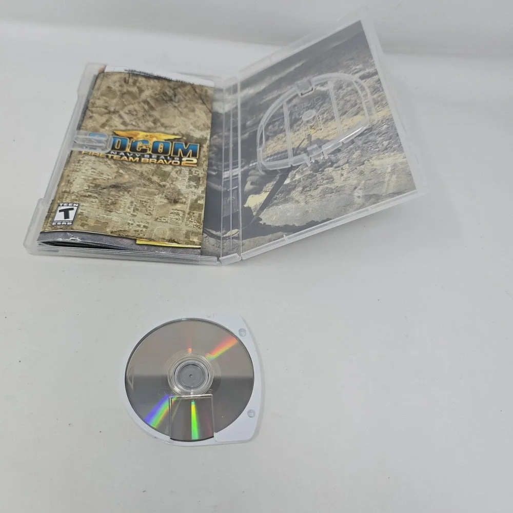SOCOM: U.S. Navy Seals Fireteam Bravo 2 (Sony PSP) 2006; CIB Complete